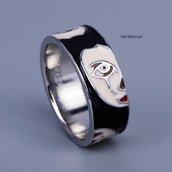 Black & Silver Pierrot Mime Horror Face Hand Painted Enamel Ring - Picture 3 of 6